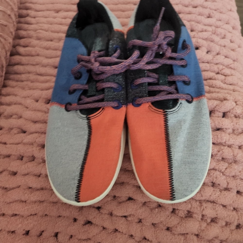 Colorful  Sneakers - Picture 2 of 8